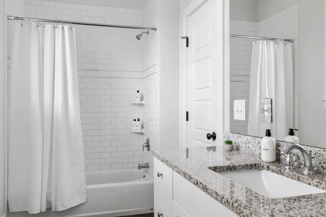 162 Spring Street, Charleston, SC 29403