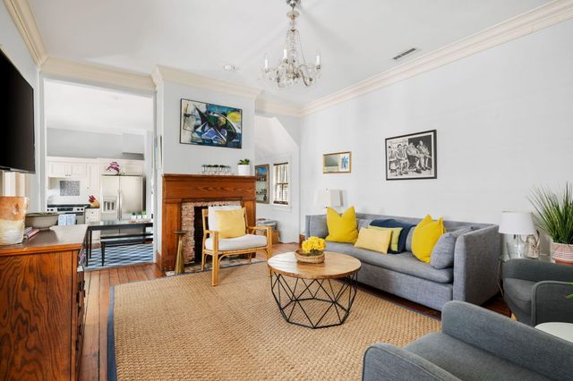162 Spring Street, Charleston, SC 29403