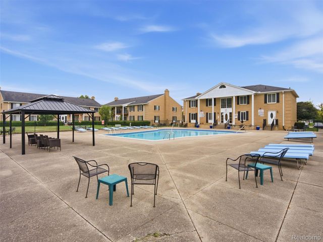 34691 Kimberly Drive 51, Sterling Heights, MI 48312