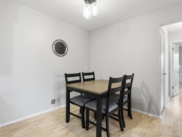 34691 Kimberly Drive 51, Sterling Heights, MI 48312