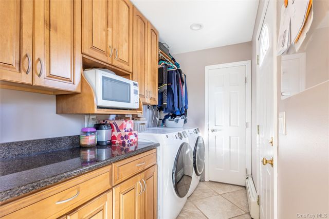 17 Wanda Terrace, Farmingville, NY 11738