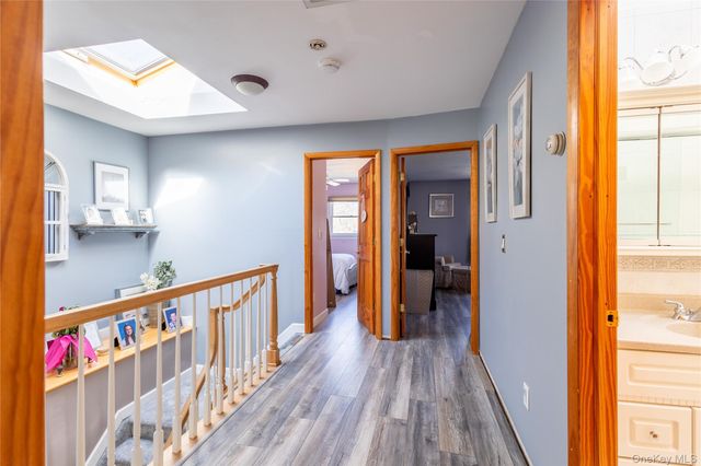 17 Wanda Terrace, Farmingville, NY 11738