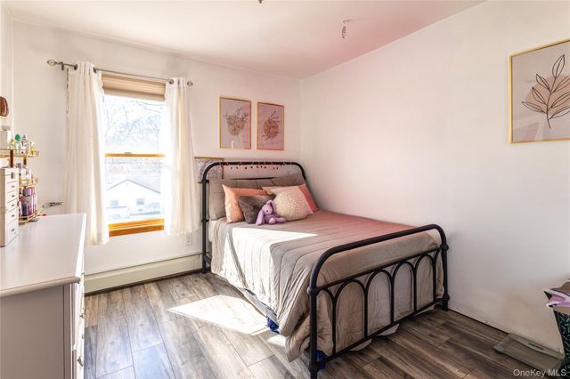 17 Wanda Terrace, Farmingville, NY 11738