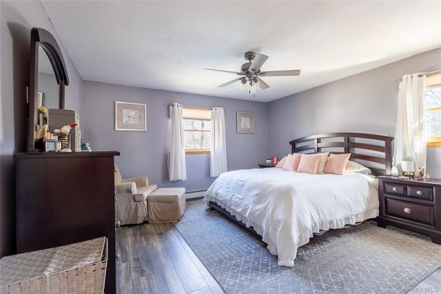 17 Wanda Terrace, Farmingville, NY 11738