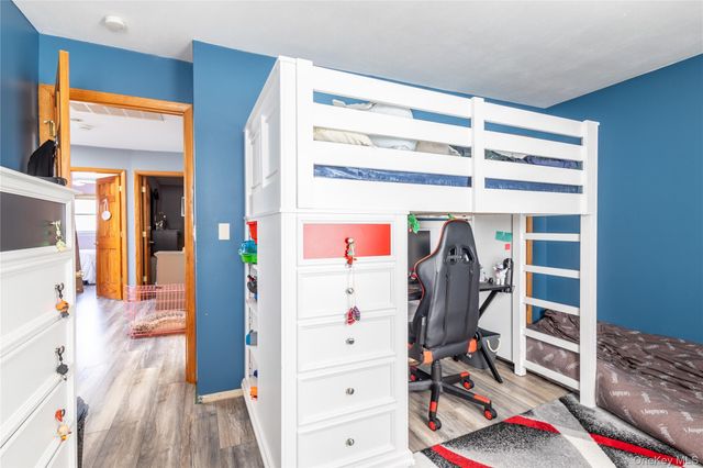 17 Wanda Terrace, Farmingville, NY 11738