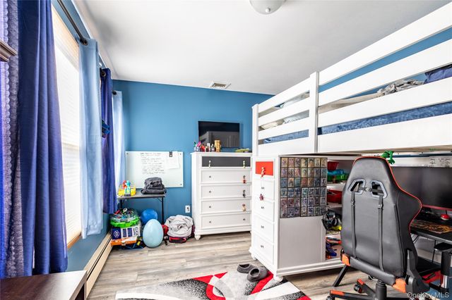 17 Wanda Terrace, Farmingville, NY 11738