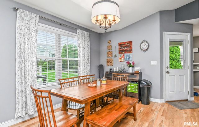 716 SIMON Street, Washington, IL 61571