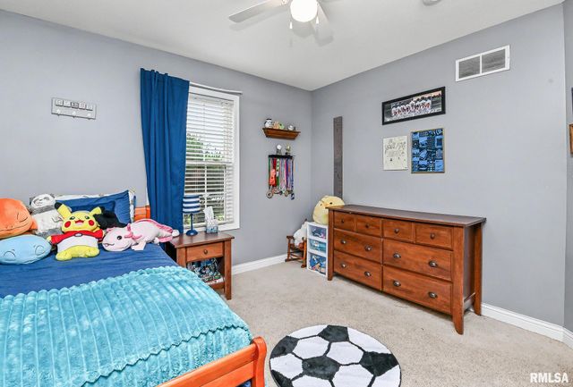 716 SIMON Street, Washington, IL 61571