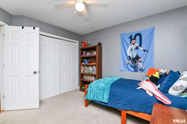 716 SIMON Street, Washington, IL 61571
