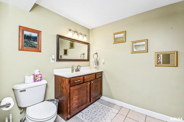 716 SIMON Street, Washington, IL 61571