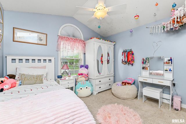 716 SIMON Street, Washington, IL 61571