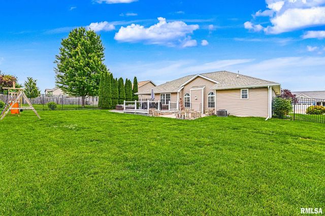 716 SIMON Street, Washington, IL 61571