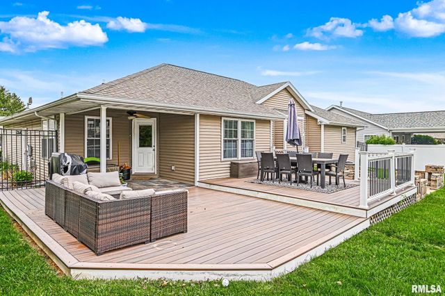 716 SIMON Street, Washington, IL 61571
