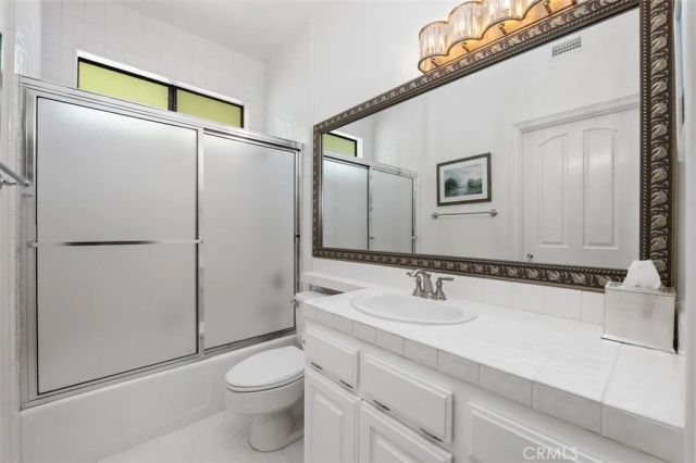4433 Tedregal Court, Calabasas, CA 91302