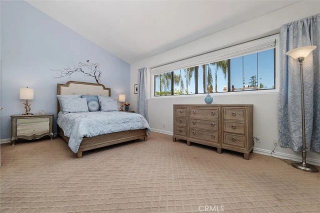 4433 Tedregal Court, Calabasas, CA 91302