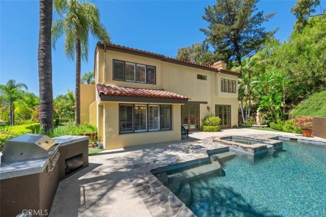 4433 Tedregal Court, Calabasas, CA 91302