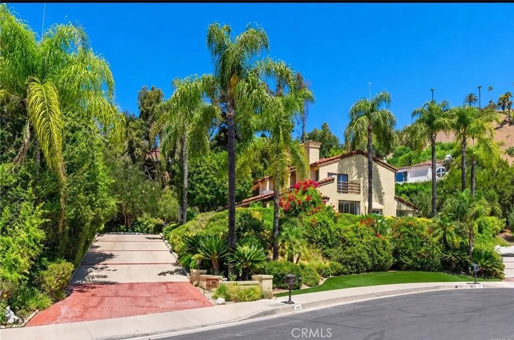 4433 Tedregal Court, Calabasas, CA 91302
