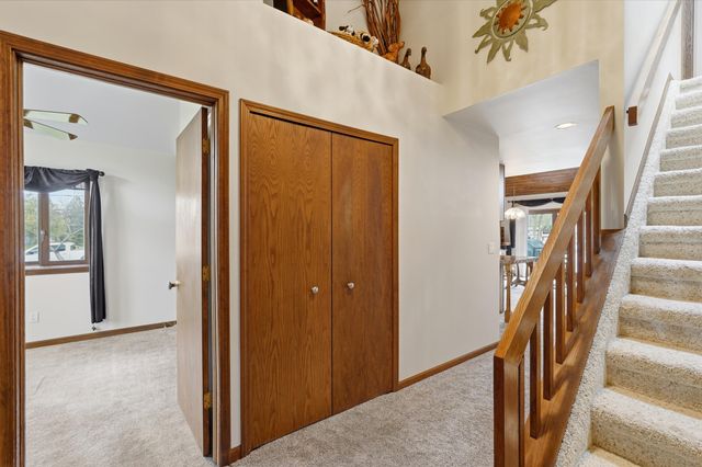 3750 Loch Drive, Highland Twp, MI 48357