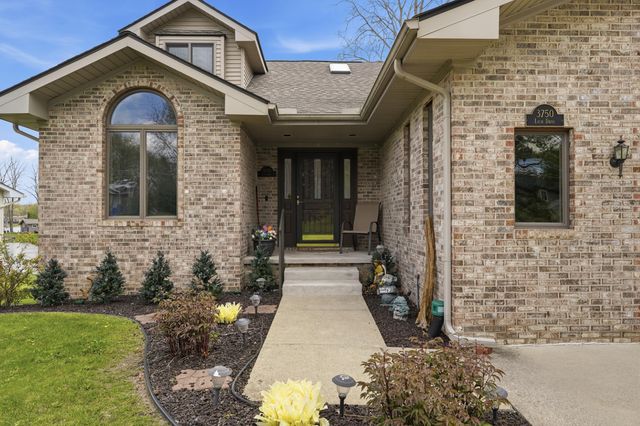 3750 Loch Drive, Highland Twp, MI 48357