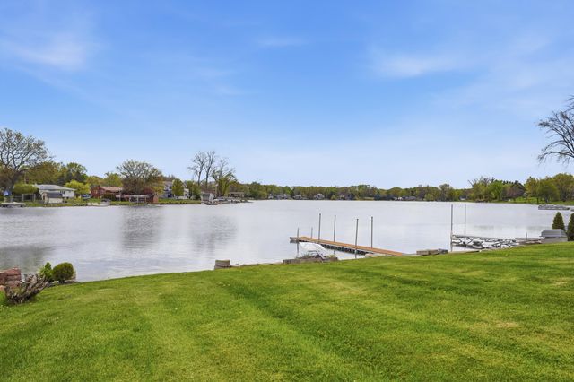 3750 Loch Drive, Highland Twp, MI 48357