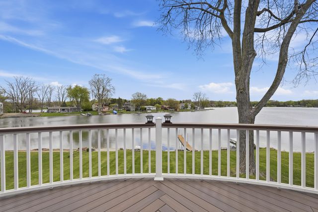 3750 Loch Drive, Highland Twp, MI 48357