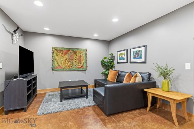 309 N Black Avenue, Bozeman, MT 59715