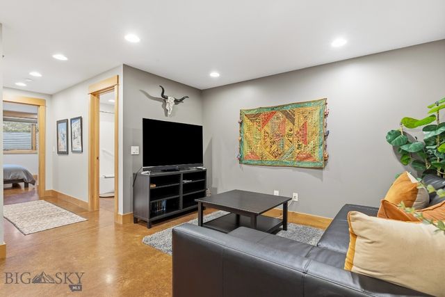 309 N Black Avenue, Bozeman, MT 59715