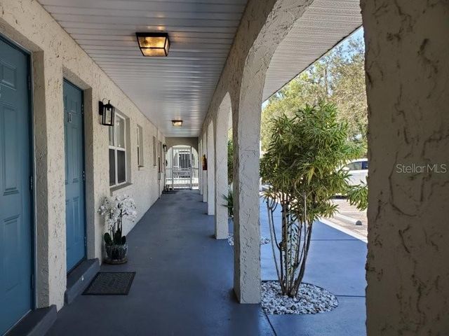 4387 JACKSON STREET J-E, Punta Gorda, FL 33980