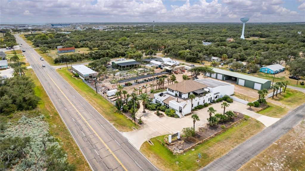 1703 Highway 35 S, Rockport, TX 78382 — photo 4