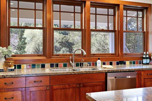 18101 Idylwild Road, Los Gatos, CA 95033