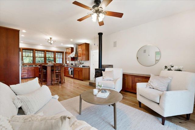 18101 Idylwild Road, Los Gatos, CA 95033