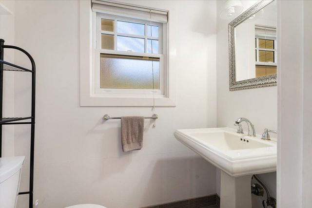 18101 Idylwild Road, Los Gatos, CA 95033