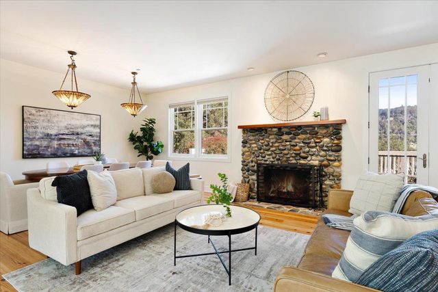 18101 Idylwild Road, Los Gatos, CA 95033