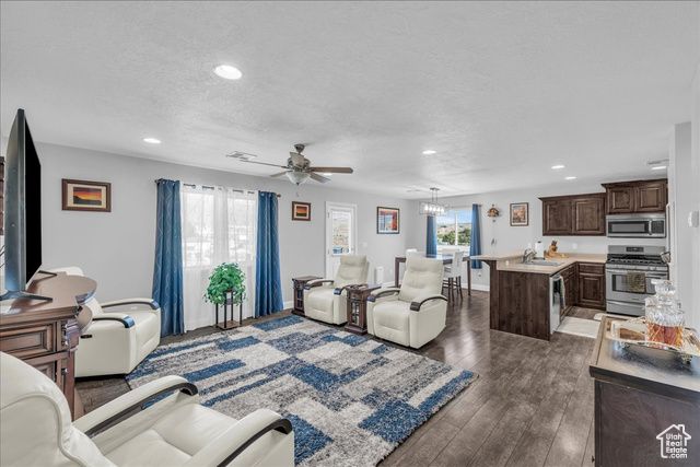 715 S PEACHTREE, Toquerville, UT 84774