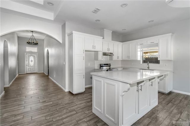 4117 S Las Nubes Street, Pharr, TX 78577