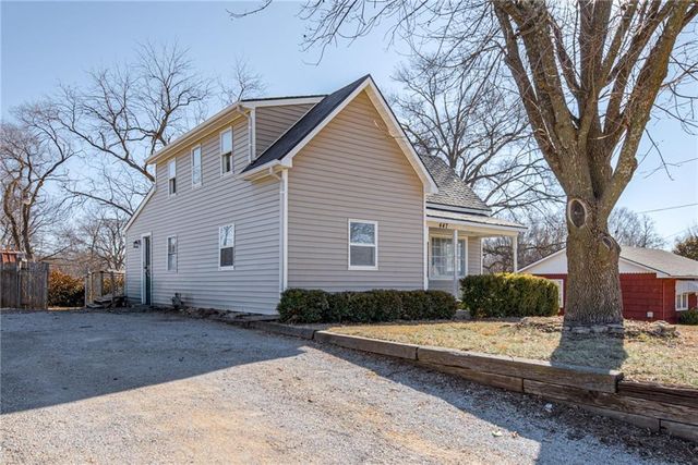 447 Sheidley Avenue, Bonner Springs, KS 66012