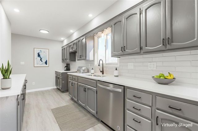 447 Sheidley Avenue, Bonner Springs, KS 66012