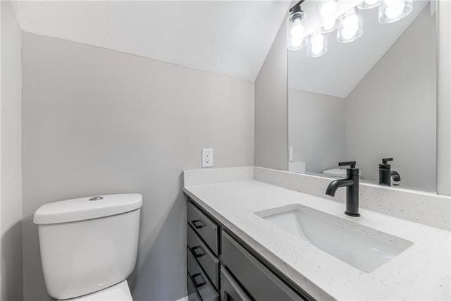 447 Sheidley Avenue, Bonner Springs, KS 66012