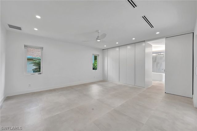 2517 Kings Lake BLVD, Naples, FL 34112