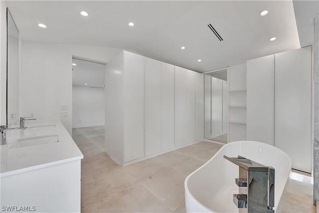 2517 Kings Lake BLVD, Naples, FL 34112