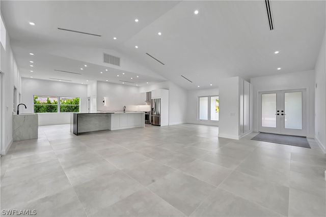 2517 Kings Lake BLVD, Naples, FL 34112