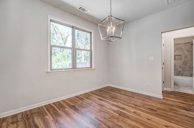 60 SUGALINA VALLEY DR, Oakland, TN 38060