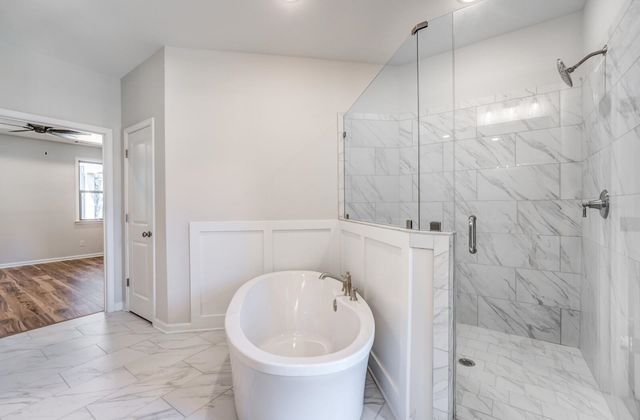 60 SUGALINA VALLEY DR, Oakland, TN 38060