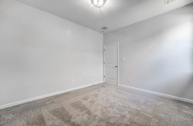 60 SUGALINA VALLEY DR, Oakland, TN 38060