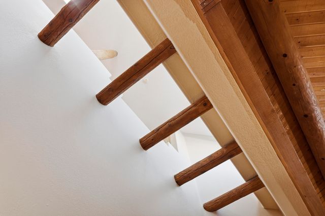 6428 Sage Point Court NE, Albuquerque, NM 87111