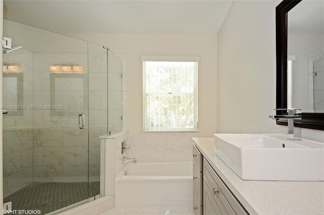 6215 Old Court Rd 505, Boca Raton, FL 33433