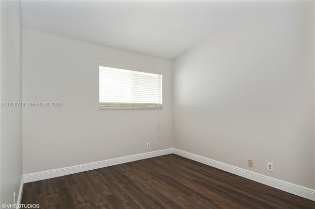 6215 Old Court Rd 505, Boca Raton, FL 33433