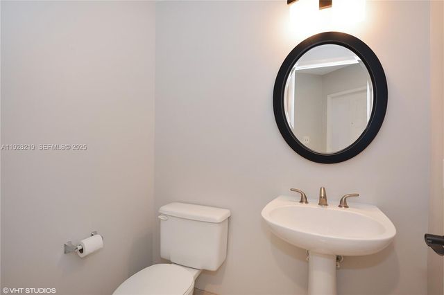 6215 Old Court Rd 505, Boca Raton, FL 33433