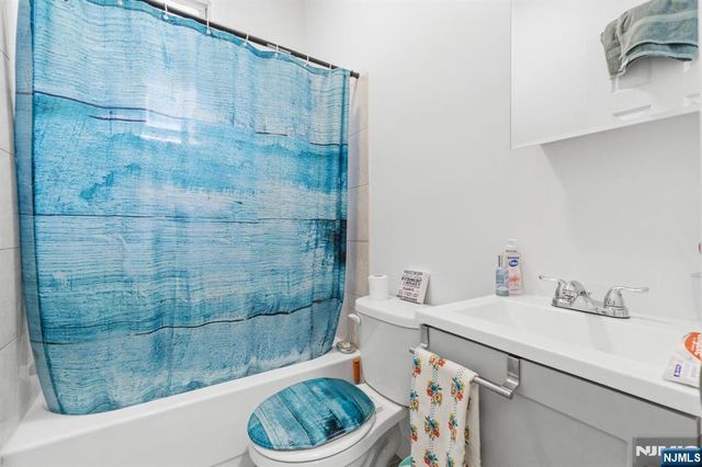 477 Mercer Street, Jersey City, NJ 07306
