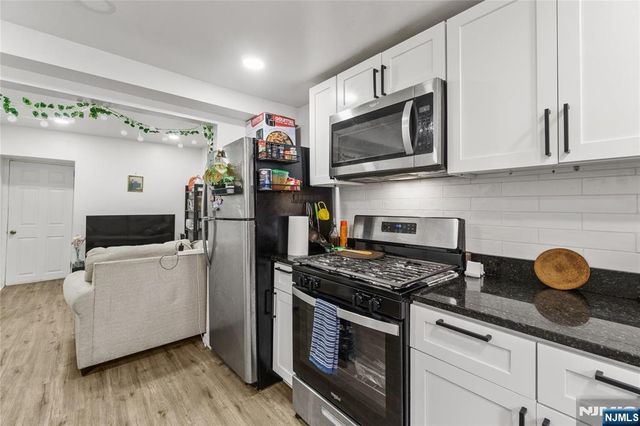 477 Mercer Street, Jersey City, NJ 07306